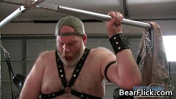 Bubba Boy et Shep Hunter BDSM hardcore vidéo gay