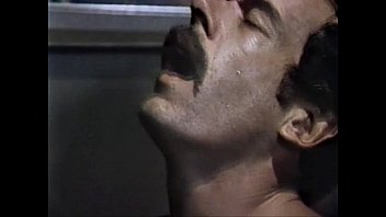Доктор Бизарро (1983) - вырезанные минеты и камшоты