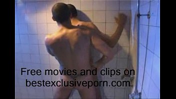 Voyeur: Sex in der Dusche