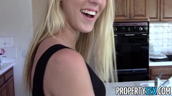 PropertySex - Super fine femme trompe son mari avec l'agent immobilier