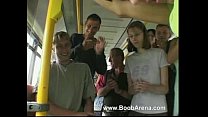 （ドッギング）ローラライオン-公共バスで犯される