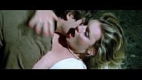 Scène de sexe Les orgies inconfortables d'Emmanuelle