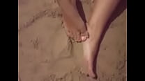 fetiche por pés na areia