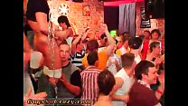 Video de sexo en traje de baño gay gratis Ponte el cinturón para uno de los más
