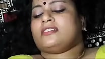 zia casalinga e zio vicino a Chennai facendo sesso
