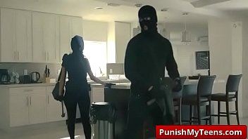 Submissived - Bandits Of Bondage with Sophia Leone-01