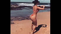 hot girl training on the beach @ makaylarose