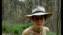 Австралийская женщина-нудистка