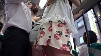 Bebês asiáticos fodem no ônibus