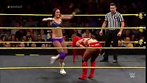 Eva Marie contra Cassie. NXT.