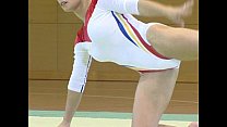 Lavinia - Gymnastique Topless