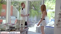 Naughty America - Un instructeur de tennis a de la chance et baise son client Ashley Lane