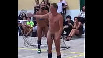 Fútbol desnudo