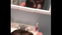 Teen bionda Nashville fare sesso nella vasca da bagno