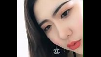 Китайская симпатичная девушка мастурбирует перед вебкамерой в любительском видео 51, полный клип: g7rhQpI