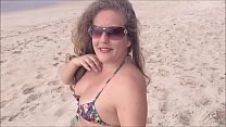 Alla ricerca di una spiaggia deserta sull'isola di Florianopolis in Brasile, c'è sempre una puttana - Kellenzinha YouTuber hotwife amadora