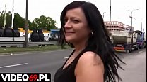 Porno polacco - Mamma bollente scopata da un incantatore