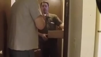 He took a hard-on to receive a delivery man