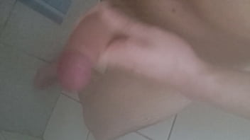 Masturbation In The Shower 2