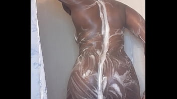 TS Vixxen Jasel Soaped Up In the Shower