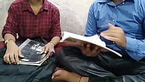 Se a garota da faculdade não estudava, a professora dava uma boa trepada (Hindi Clear Audio)