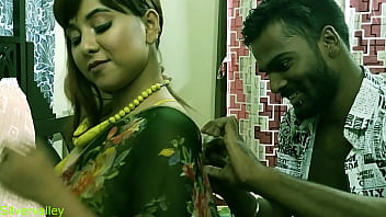 Indian xxx Sexy Madame sexe inattendu avec son employé !! Avec un son chaud