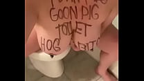 Fuckpigポルノjustafilthycunt屈辱的な劣化トイレなめるこぶこぶoinking鳴き声