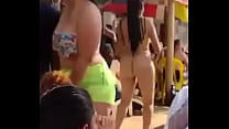 Femme nue sur la plage de Taganga (Partie 2)