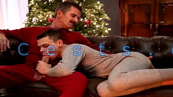 Gay Austin gets fucked to get his gift
