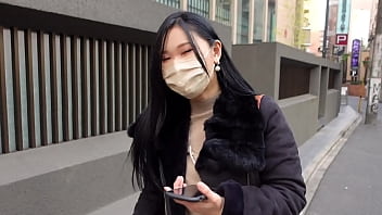 https://bit.ly/3hNp6AI Тебе нравится горячая жена? Она появляется в видео для взрослых, пока ее муж работает, чтобы заработать денег. Сквиртующая грудастая шлюшка. Японское любительское домашнее порно.