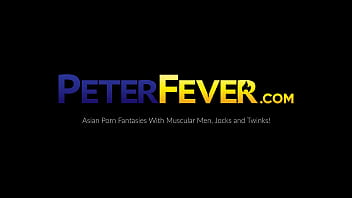 PeterFever Jock Dan After Dark и азиатка Nolan Knox трахаются в задницу