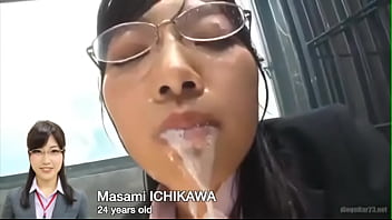 Deepthroat Masami Ichikawa suce une bite