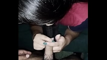 Wife gives blowjob and swallows everything to the last drop