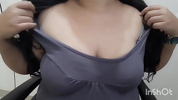 sexy indian desi bhabhi enjoying with her secret boyfriend on videocall