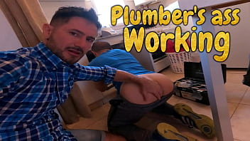 Amateur Dude Spread Plumber's Ass Crack and Lay Down his Pipe - With Alex Barcelona