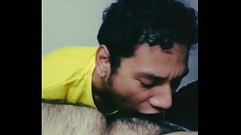 Enjoying the delicious cock of this hairy male in blowjobs.