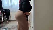 I love my stepmother's big ass so much I want to fuck her big ass. 5 min