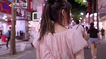 TMW092 Die unvergesslichste Sommernacht: Das Tagebuch der reinen Liebe mit Senioren [Domestic] Tianmei Media Selbstgemachtes Original-AV mit chinesischen Untertiteln