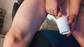 VID 156 Masturbation, finger in the ass, drinking piss, eating sperm (5 min)