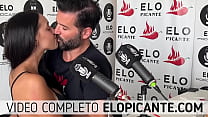 Elo Podcast kisses Mery Martinez on the neck in the spicy room