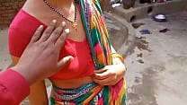 Demi-soeur indienne vidéo de sexe en plein air baise dur en clair audio hindi indien deshi vidéo de sexe en plein air