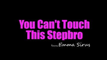 "Adoro scopare con il mio fratellastro" confessa Emma Sirus all'amica - S25:E10