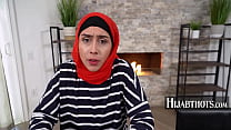 Stepmom In Hijab Learns What American MILFS Do- Lilly Hall