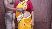 Hot mature MILF amateur marié tante enceinte debout Creampie baise avec des amis mari dans sa maison desi tante indienne excitée en chemisier sari sexy et jupon gros seins beau bengali boudi baise et suce des bites et des couilles