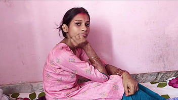 Bhabhi appena sposato felice leccando la figa e scopando! Audio hindi