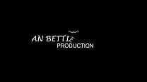 ベティ・ヘイワードのベティのフェラシリーズ - エピソード 32