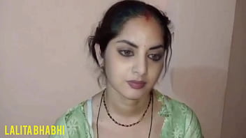 Mamada, lamiendo coño y follando vídeo de sexo en hindi con la voz de la india cachonda Lalita bhabhi